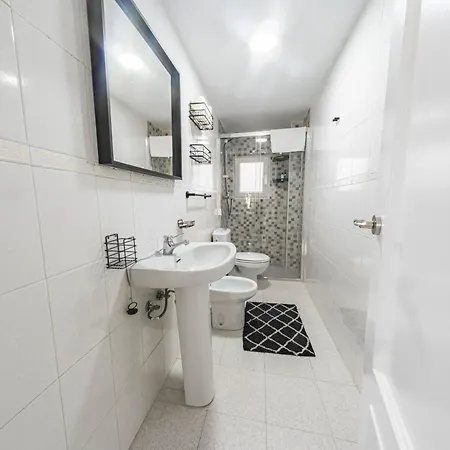 Apartment Pet-friendly Apartamento En By Bebalmy *