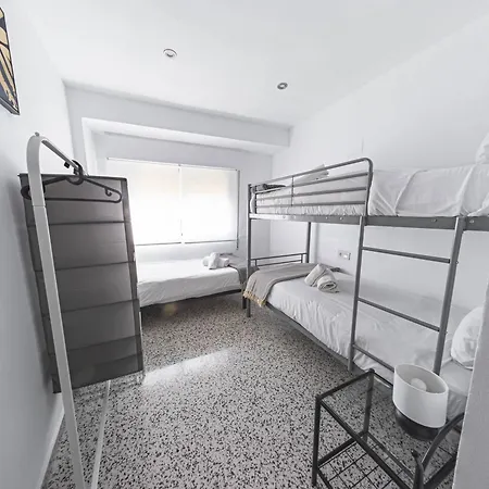 Apartment Pet-friendly Apartamento En By Bebalmy *