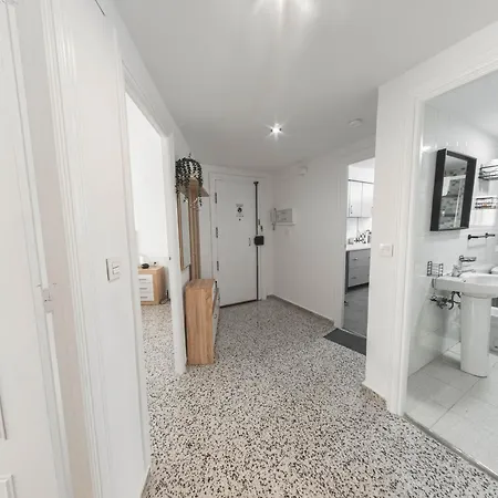 Apartment Pet-friendly Apartamento En By Bebalmy